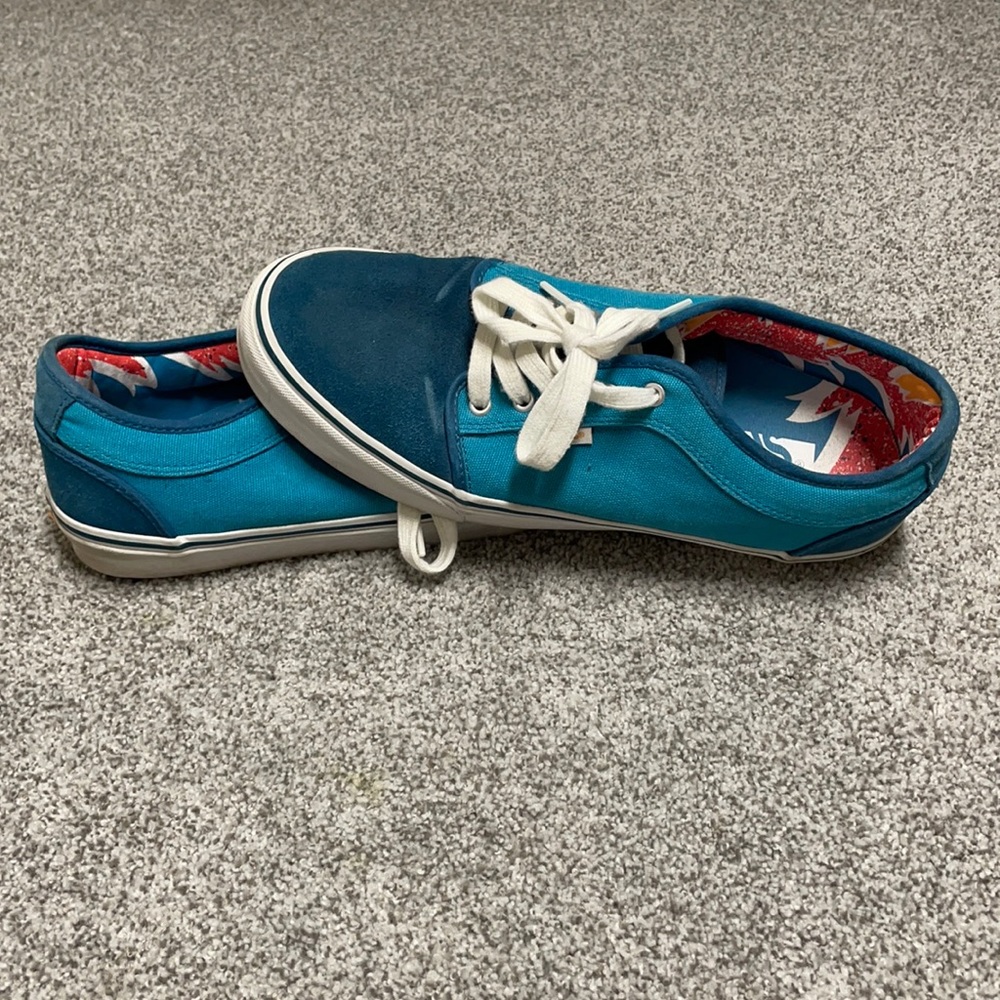 Men’s Vans size 12